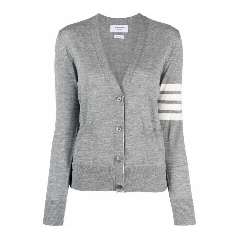 26SS 톰브라운 4바 릴랙스핏 메리노 울 가디건 라이트그레이 FKC334A Y1014 055 - Thom Browne